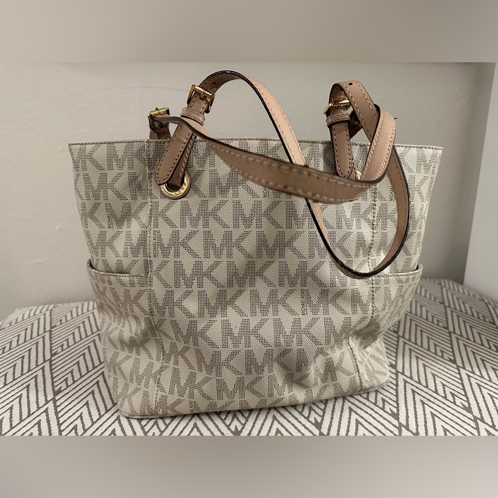 Michael Kors Tote Purse/Bag